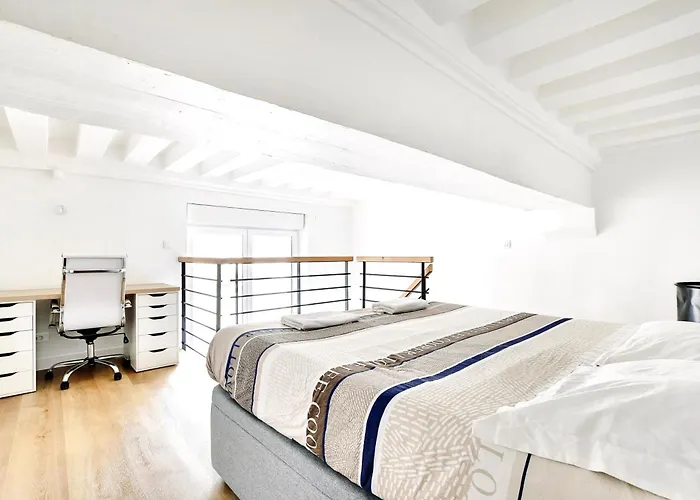 Loft - Notre Dame De Apartment